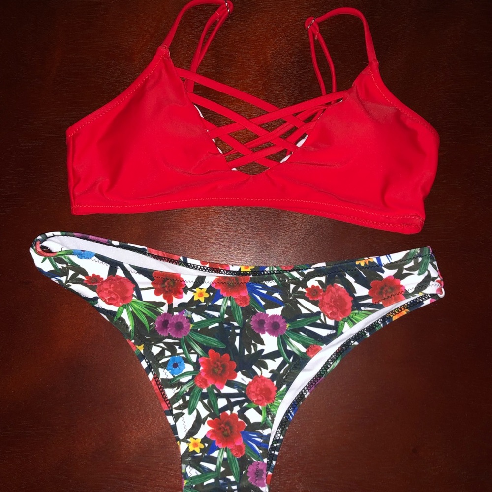 NWOT SHEIN Swimsuit Size Small